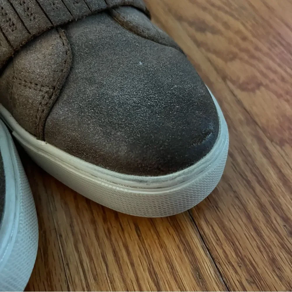 Frye | Women's Ivy Gore Distressed Leather Slip-On Sneakers in Brown Size 9
